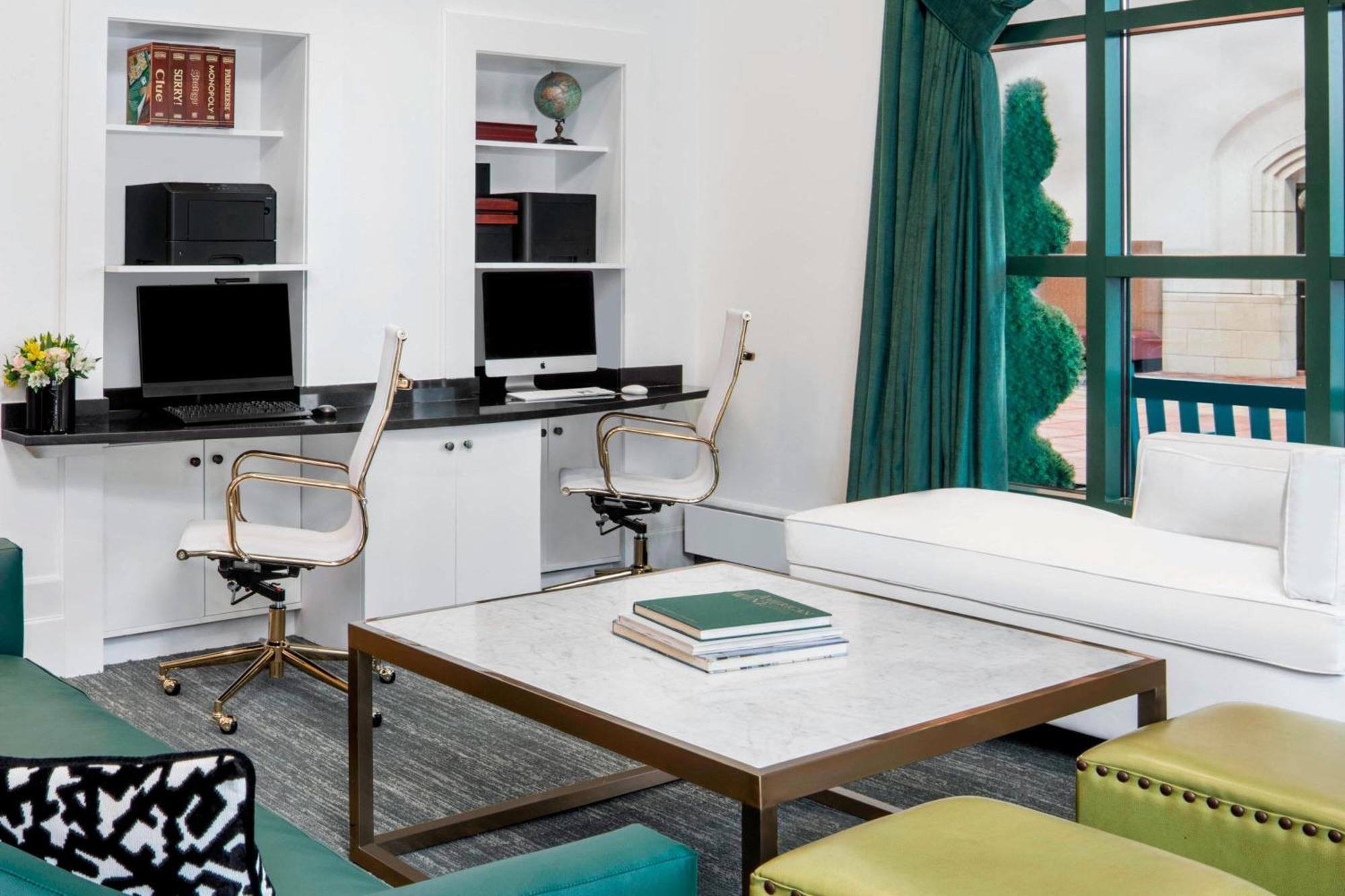 Hotel Courtyard By Marriott Stamford Downtown Esterno foto