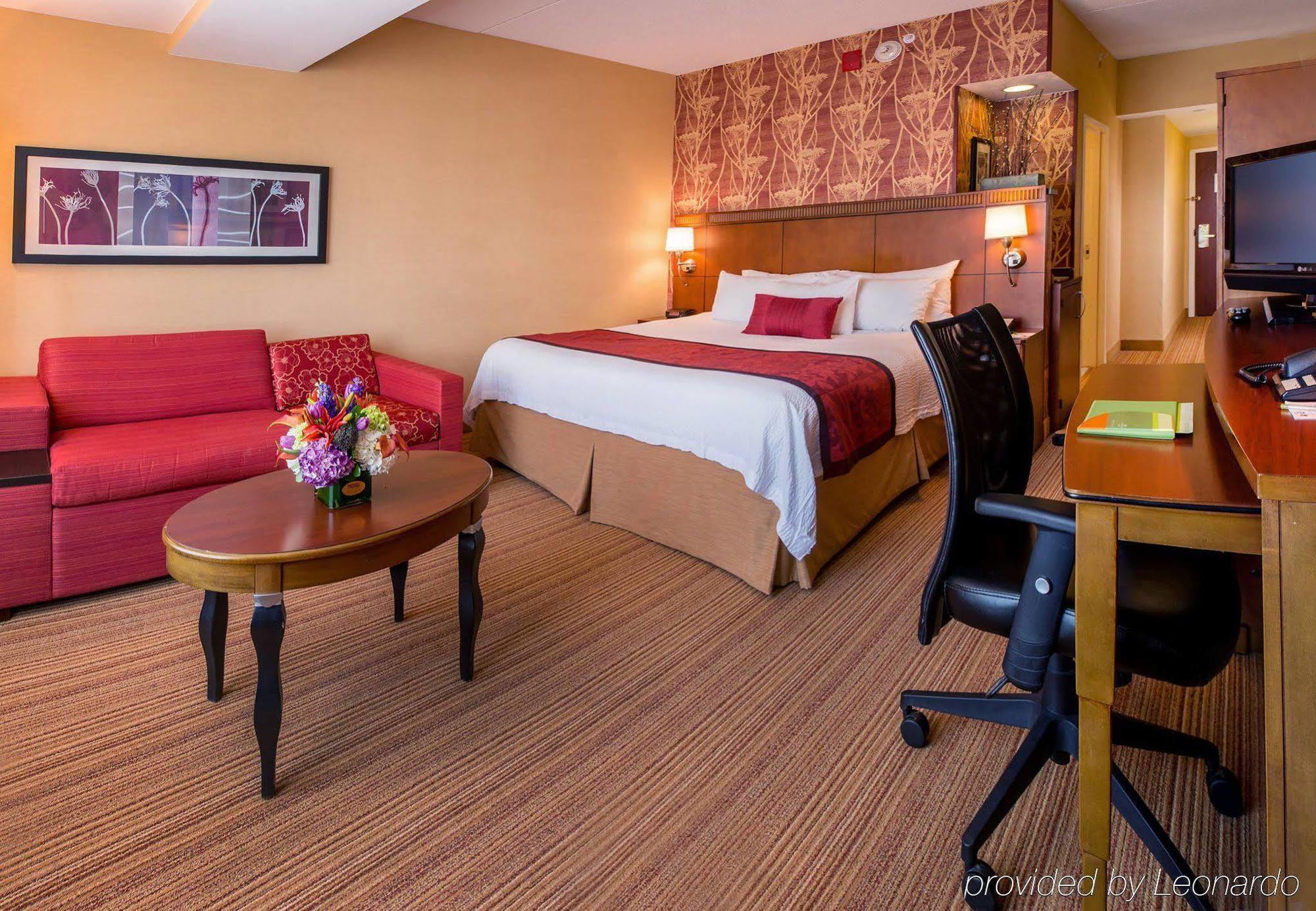 Hotel Courtyard By Marriott Stamford Downtown Esterno foto